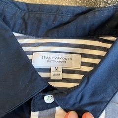 A2508-095 BEAUTY&YOUTH UNITED ARROWS クレリックカラーシャツ ランダムストライプ ホワイト/ネイビー サイズ:M 毛玉有りの画像