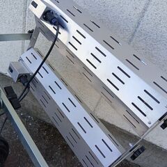 大都産業 QH600-2B2H 2灯式近赤外線乾燥機 クイックヒーター 200V【野田愛宕店】【店頭取引限定】【未使用】管理番号：IT4S9CNKDHDIの画像