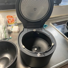 【決まりました】2024年製炊飯器5.5合【アイリスオーヤマIH式】の画像