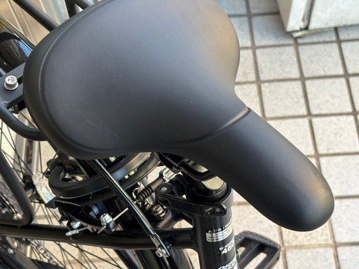 ほとんど新品！　自転車　オフィスプレスコミューター　前カゴ、バックミラーその他付属　