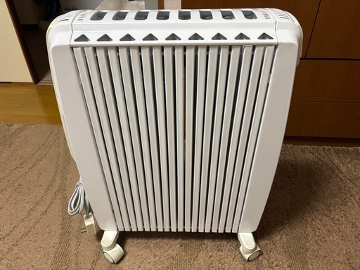 【中古】デロンギオイルヒーター 楽天市場】デロンギ オイルヒーター 中古（横幅（cm）横幅：20