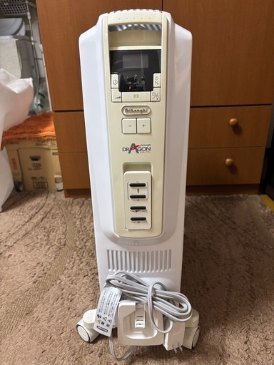 デロンギオイルヒーター (ぶんや) 芦原町の季節、空調家電