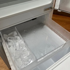 美品！2023年製　東芝　TOSHIBA　冷蔵庫 2ドア 153L 右開き BSシリーズ 幅47.9cm セミマットホワイト　GR-W15BS-Wの画像