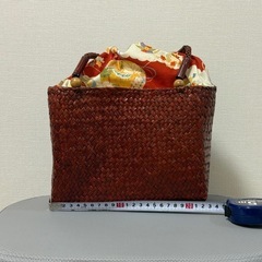 花柄浴衣3点セット（浴衣・下駄・かごバッグ）の画像