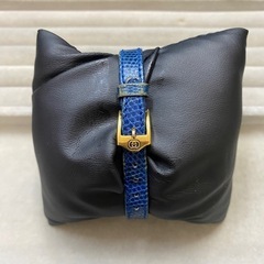 電池交換済　gucci レディース腕時計 レザーべルト　シェリーライン　ブルーの画像