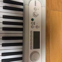CASIO カシオ LK-530 Casiotone 光ナビゲーションキーボード の画像