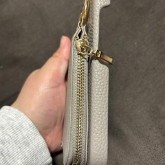 スマホホルダー背面ポケット付き　取り外し可能の画像
