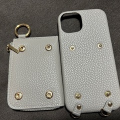 スマホホルダー背面ポケット付き　取り外し可能の画像