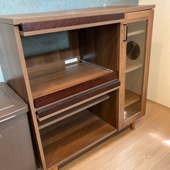 あげます　食器棚の画像