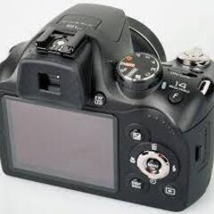 広角24mmから超望遠720mmの光学式30倍ズームレンズを搭載 ロングズームデジタルカメラ 「FinePix SL300の画像