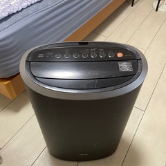 TOSHIBA 除湿機 2010年製 TOSHIBA 除湿機 2010年製