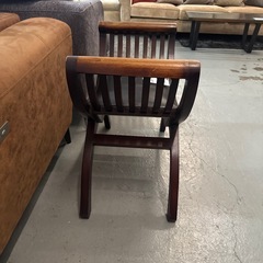 アンティークスツールの画像