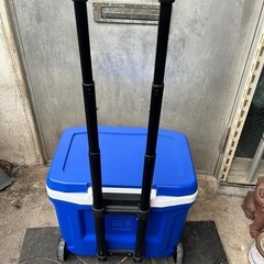 極美品‼️保冷力3日‼️28Qt🇺🇸iglooイグルー取手付きホイールクーラーボックスハードークーラーアウトドアキャンプピクニックビーチパーテｨー26L🍉プロフ必読の画像