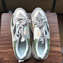 新品 25cm メンズ スニーカー グレー 厚底 男女兼用 シューズ  識別番号:【N247-S】の画像