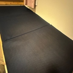 すのこシングルベッド、マットレス付きの画像