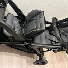 二人乗りベビーカーの画像
