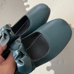 子供用の靴の画像