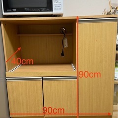 食器棚の画像