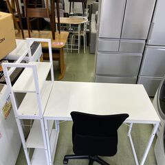 【リサイクルショップ ピカソ 小松原】🪑✨デスク＆チェア＆シェルフ 便利な3点セット✨省スペースで収納もバッチリ！★7828★の画像