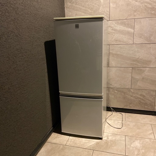 名古屋【7月10,11日に引取可能な方】メーカーSHARP 型番 : SJ-17E7‐KW