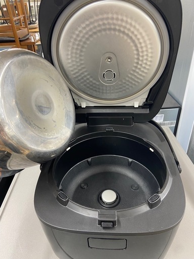 【トレファク ラパーク岸和田店】IH炊飯ジャー Panasonic 5.5合 2023年製