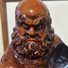 達磨大師(木彫り)の画像