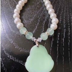 和田玉ネックレス
の画像