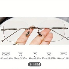 【最終価格】試着のみ 伊達メガネの画像