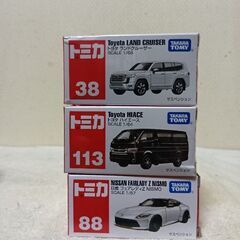 トミカプレミアム４台＆トミカ３台セットの画像