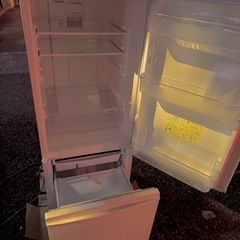 【状態良し/SHARP冷蔵庫167L/配達可】の画像