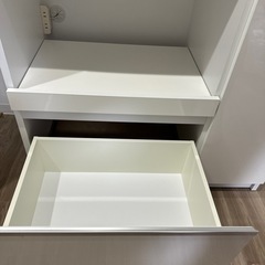 【期間限定値下げ】大川家具 食器棚 ホワイトの画像