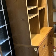 本棚(引き出し付)の画像