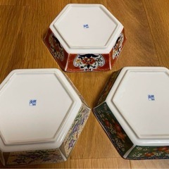 【送料込み】絵変わり三彩 六角盛鉢揃 3客セット／陶磁器 17cm レトロ未使用品の画像