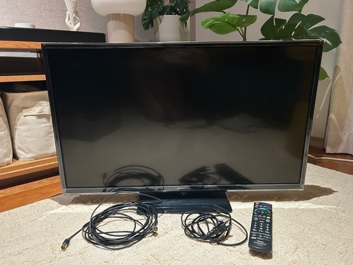 テレビ　2018年製　パナソニック VIERA TH-32F300