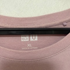 UNIQLO XL Tシャツの画像