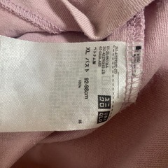 UNIQLO XL Tシャツの画像