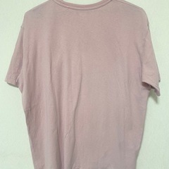 UNIQLO XL Tシャツの画像