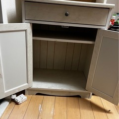 キャビネット キッチンの画像