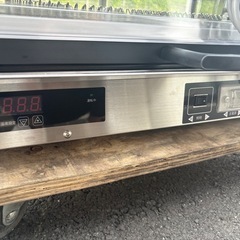 美品 中古品 日本ヒーター機器 セルフホットフードショーケース SCS62H-2 100V 2022年 動作問題なしの画像