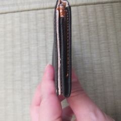 黒×オレンジ  名刺入れ　ダメージありです。画像で分かる通りダメージはありますが使えます。  の画像