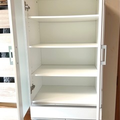 ニトリ　食器棚の画像