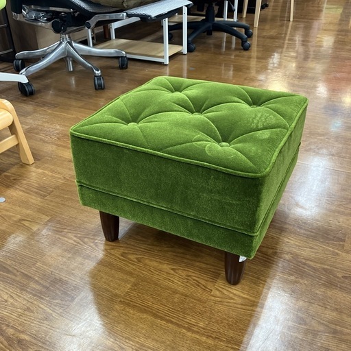 カリモク60 オットマン　グリーンxブラウン　座面跡有り　【トレファク　川越店】