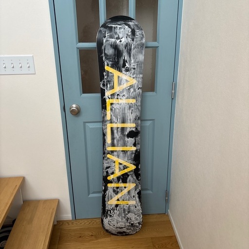 ALLIAN INVISIBLE 152 スノーボード　直接取引 ALLIAN INVISIBLE 152 スノーボード