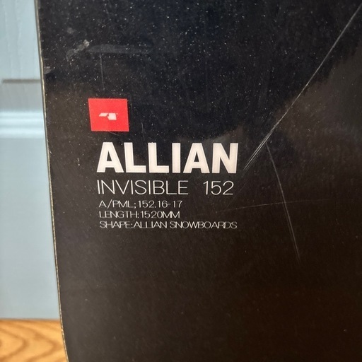 ALLIAN INVISIBLE 152 スノーボード　直接取引 ALLIAN INVISIBLE 152 スノーボード