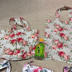 花柄バッグまとめ売りの画像