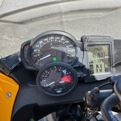 【ヘッドライト新品交換 】BMW F800S 希少色 ライダーズマニュアル付きの画像