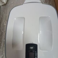 ２ヶ月使用。ポット型のみ。　縦27.5 フタ白色中央11いちばん下巾8　　　　　の画像