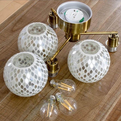 展示品】シーリングライト レフティア 3灯 E26 LED 電球付き 10畳