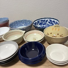 食器　大小混合　27枚
の画像