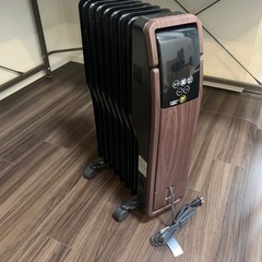 【超美品&箱付き】コンセントで使えるオイルヒーターの画像